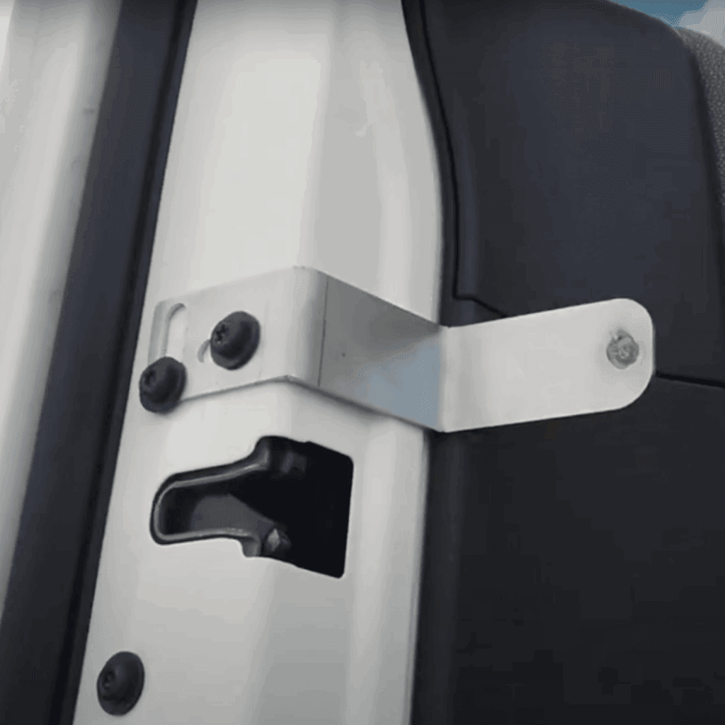 Image illustrant l'installation du dispositif antivol pour camion e-block - 2