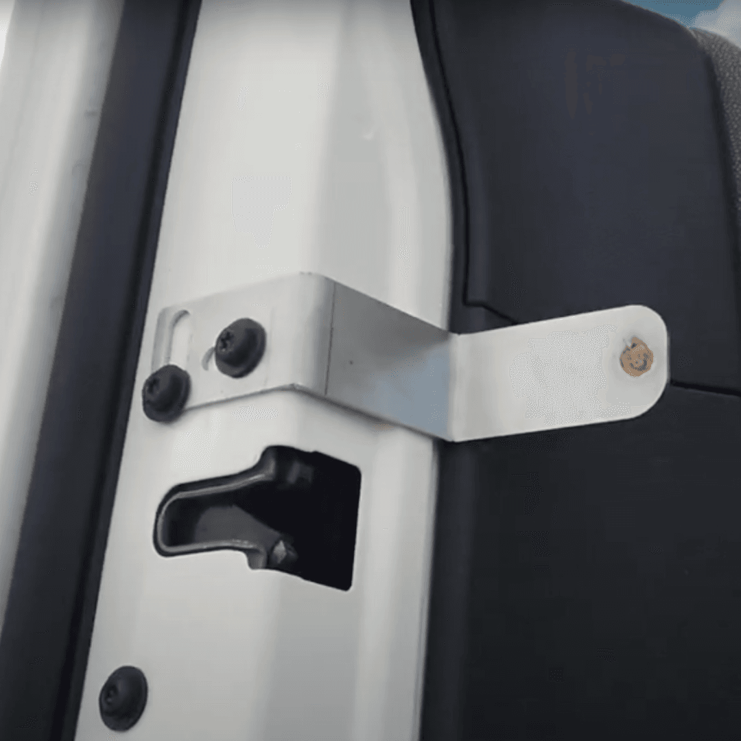 Image illustrant l'installation du dispositif antivol pour camion e-block - 2